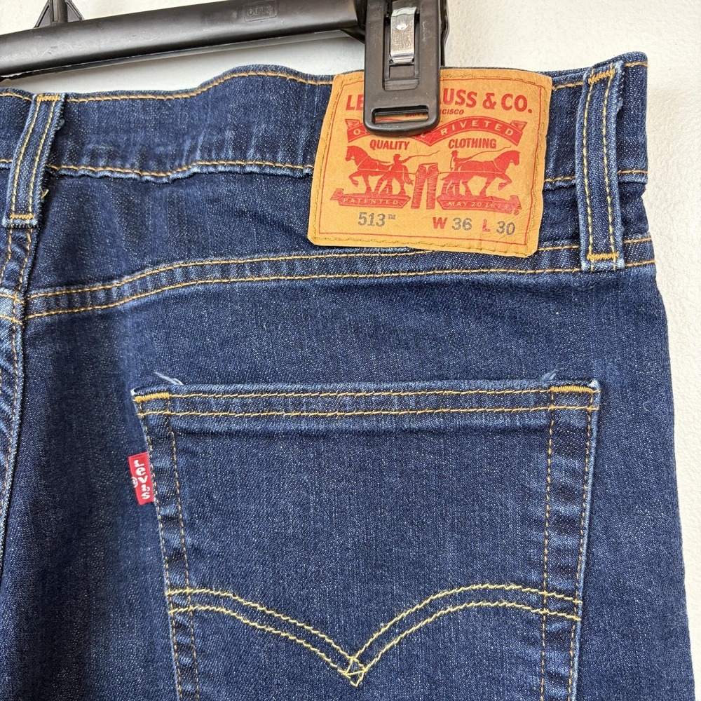 Levis 513 Jeans Mens Blue Dark Wash Denim Slim Straight Zip Fly Classic 36x30 - Picture 3 of 8